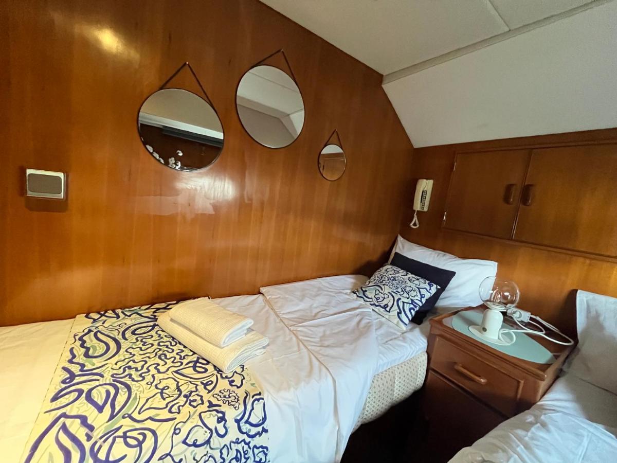 Hotel Navi Yacht A Sete, 2 A 8 Couchages, Privatif Extérieur photo