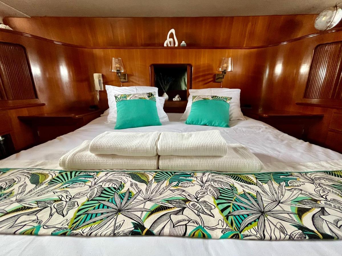 Hotel Navi Yacht A Sete, 2 A 8 Couchages, Privatif Extérieur photo